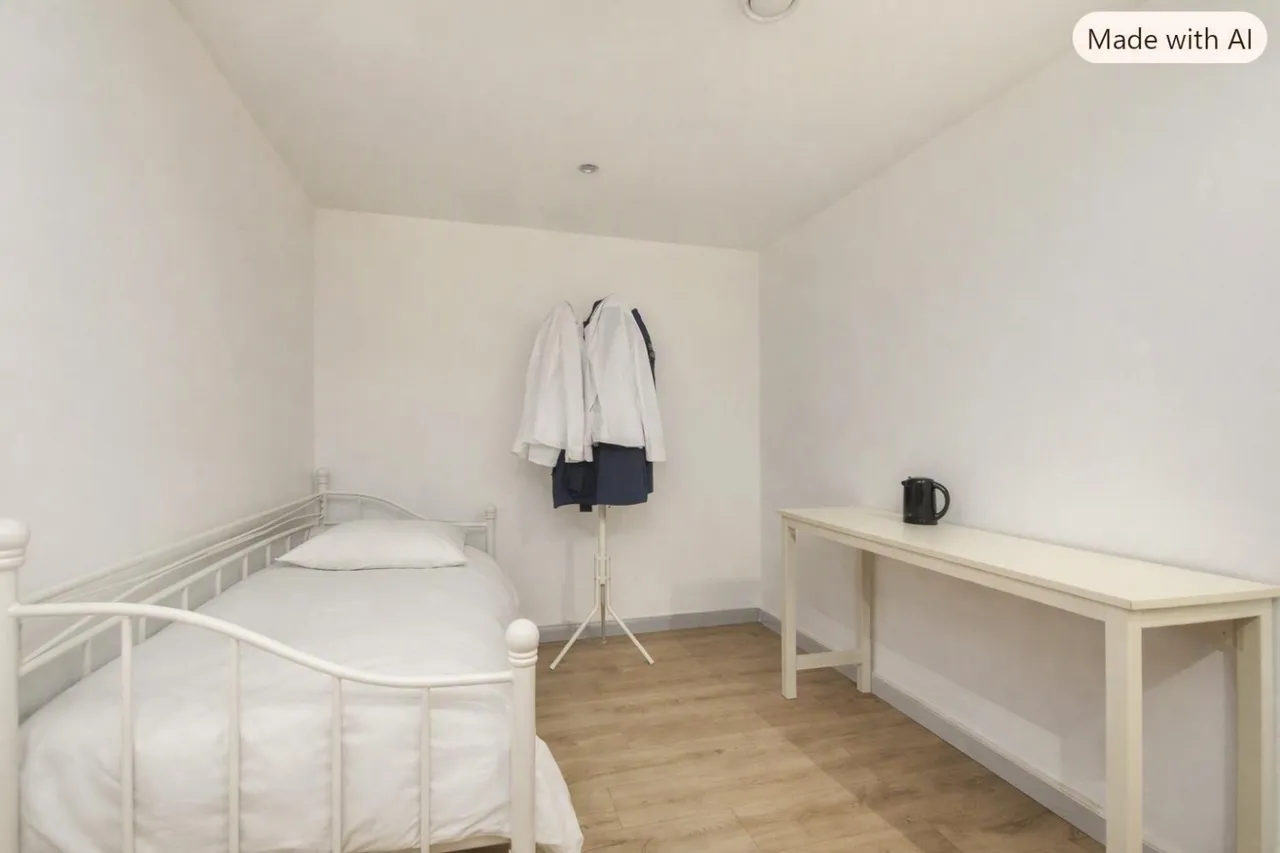 Leeman Road, York, YO26, photo 2