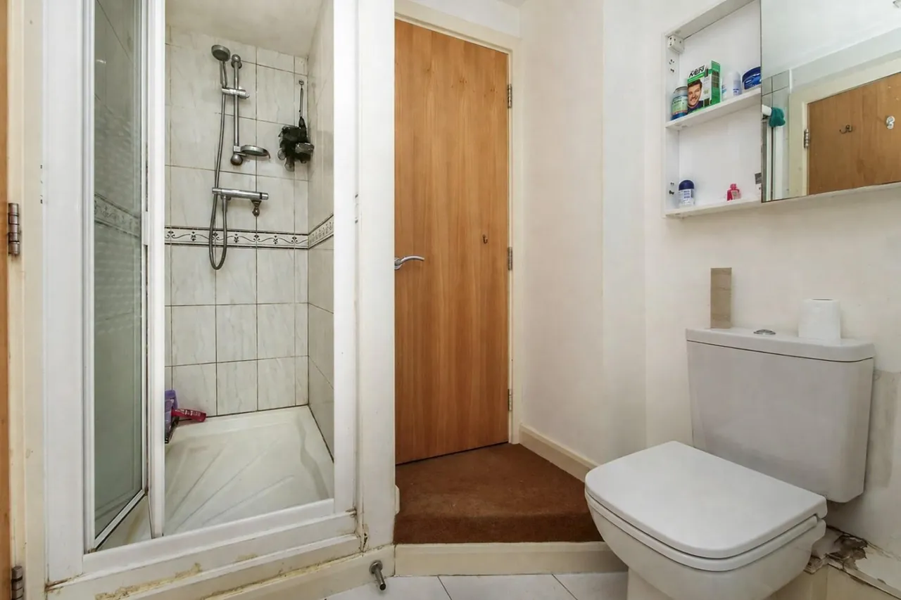 Leeman Road, York, YO26, photo 13
