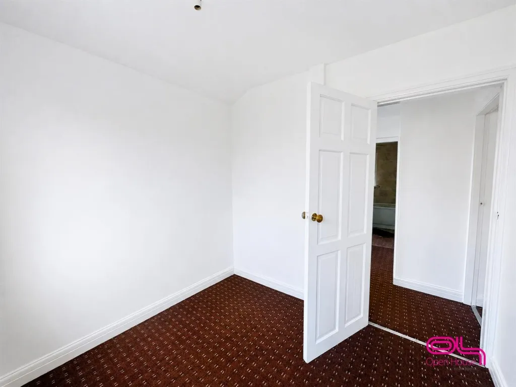 French Grove, Bolton, BL3, photo 10
