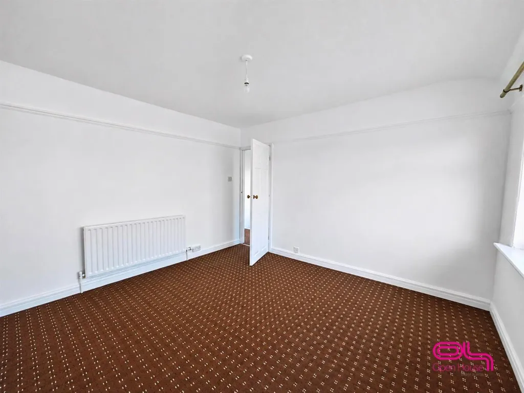 French Grove, Bolton, BL3, photo 7