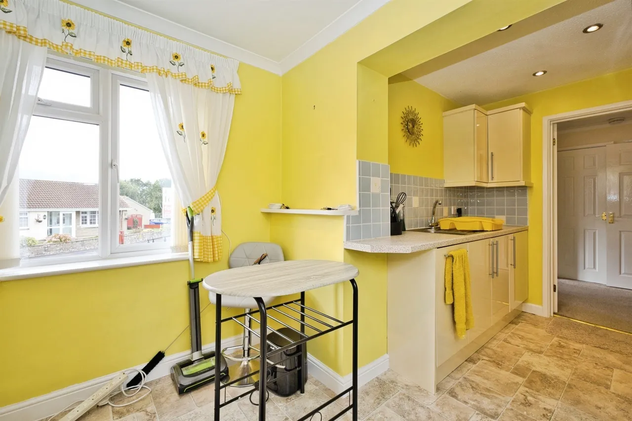 Malvern Court, YEOVIL, photo 7