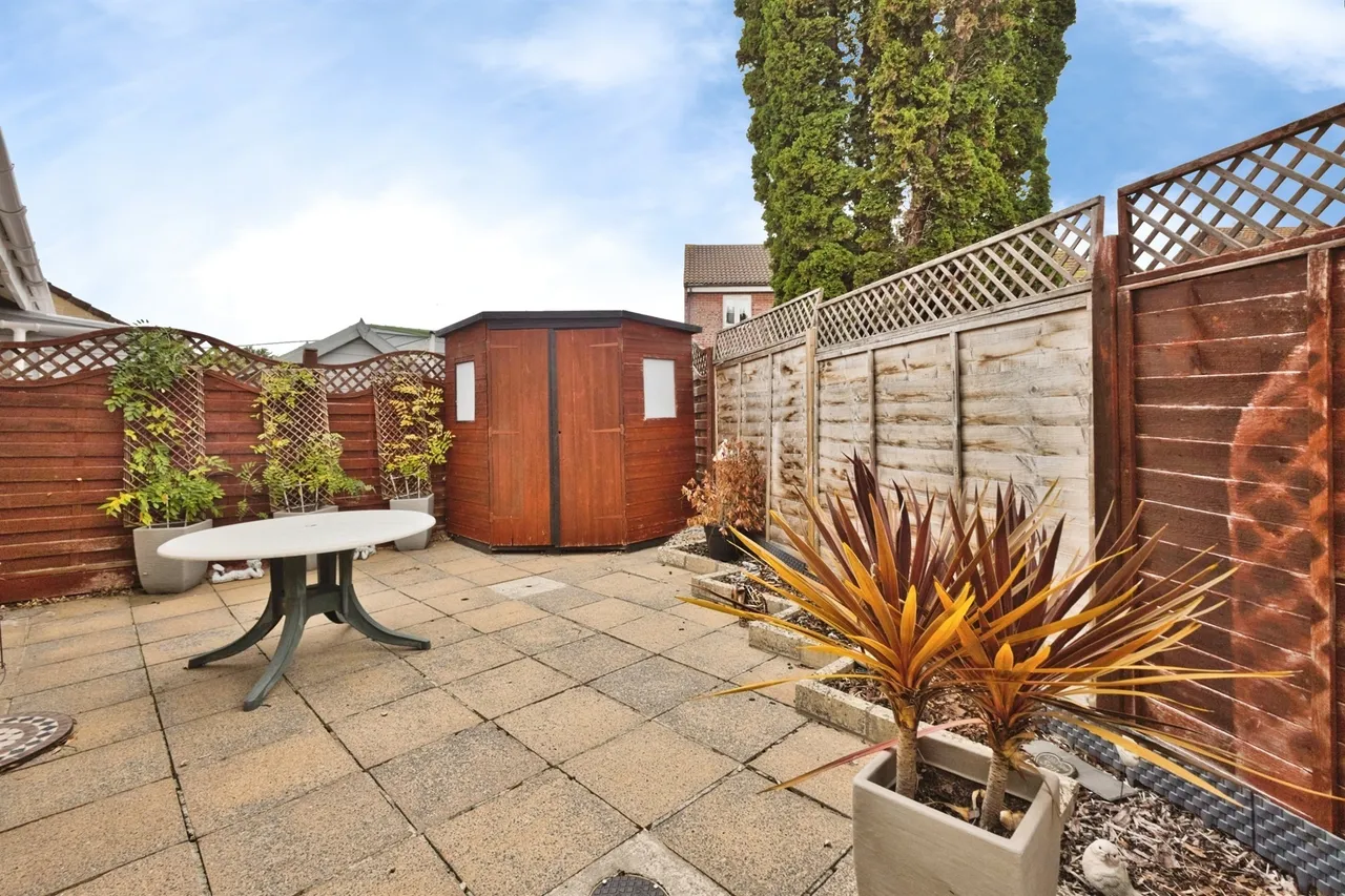 Malvern Court, YEOVIL, photo 12