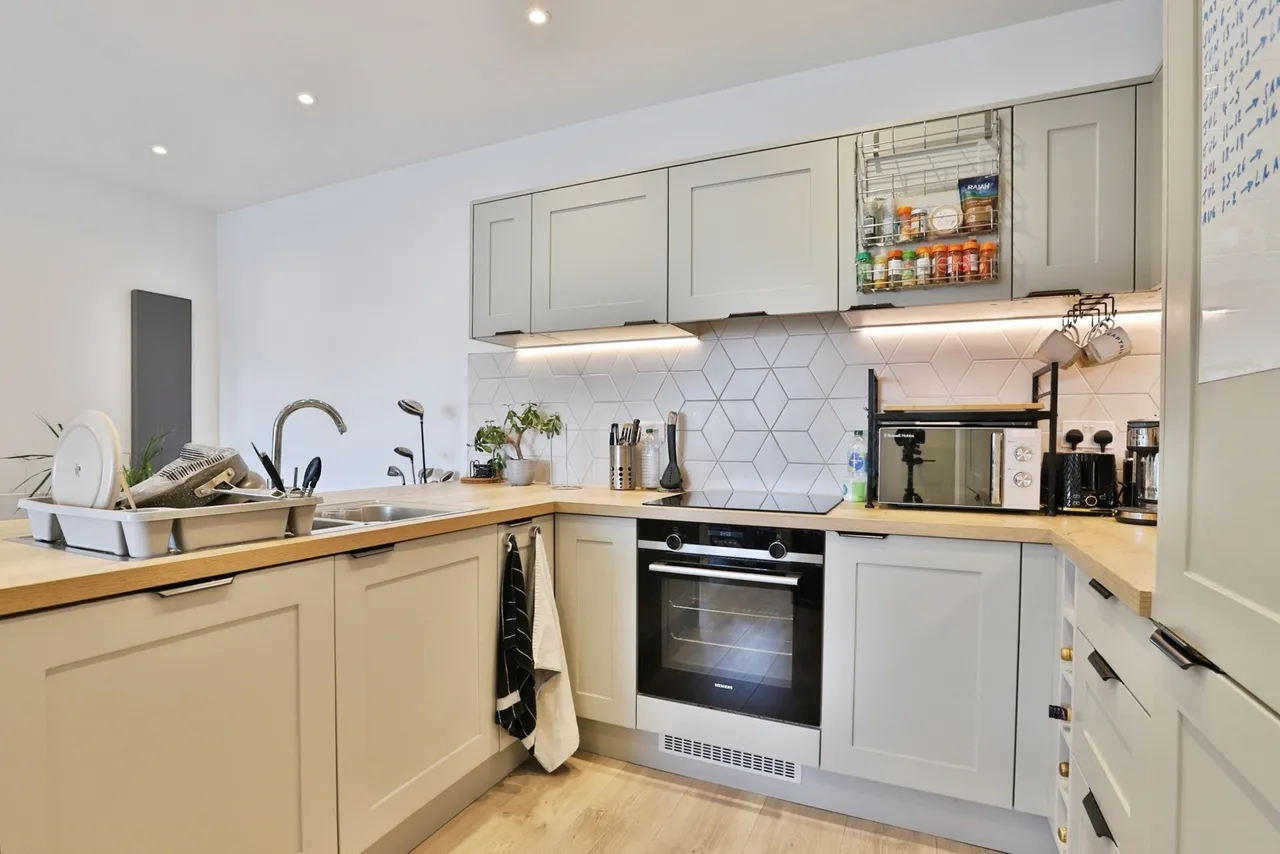 Park Road, Poole, BH15, photo 5