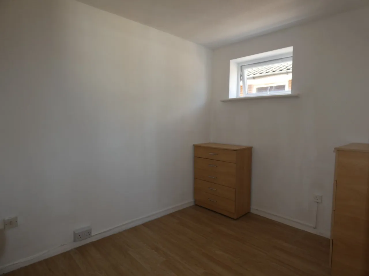 Makepeace Road, Northolt, Greater London, UB5 5UF, photo 5