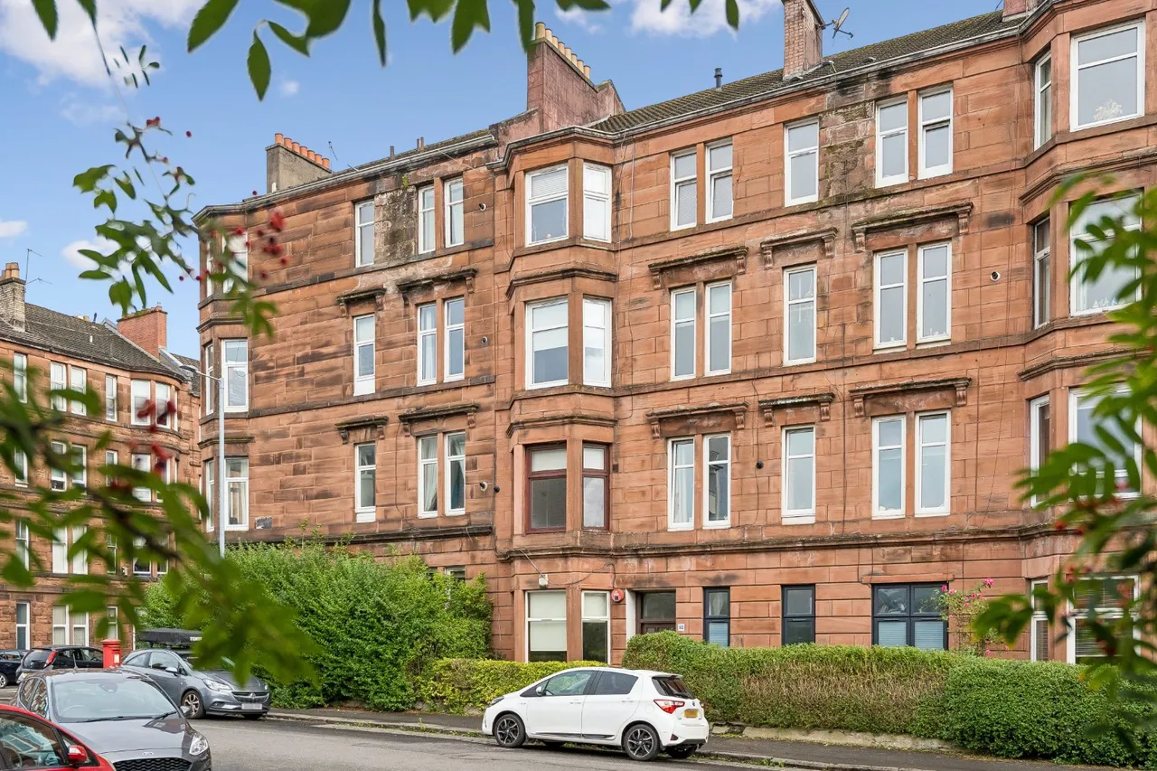 1 bed flat for sale, Thornwood Avenue, Thornwood, G11