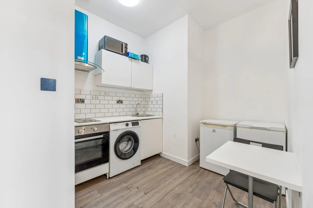 Thornwood Avenue, Thornwood, G11, photo 5