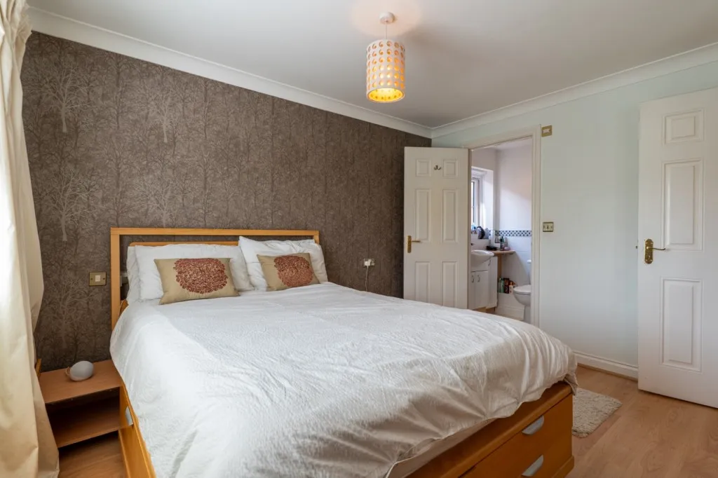 Allens Mead, Gravesend, DA12, photo 11