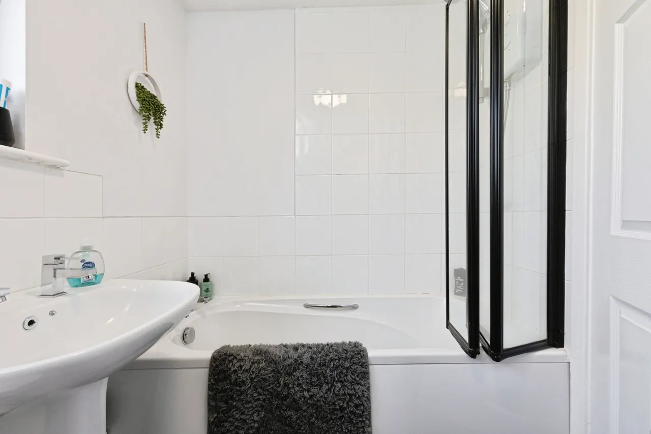 Hertford Grove, Cramlington, NE23, photo 7