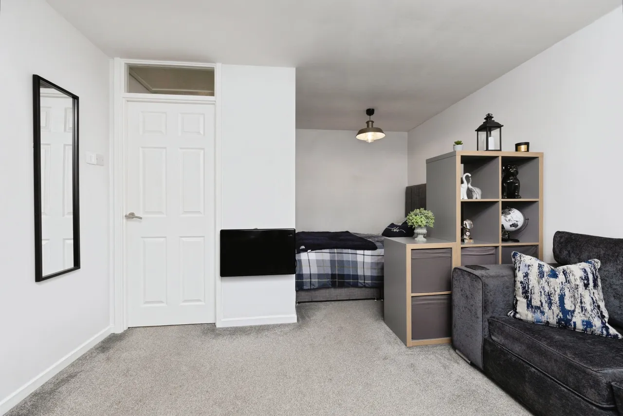 Hertford Grove, Cramlington, NE23, photo 4