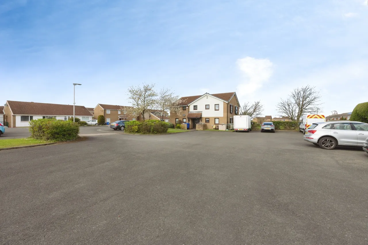 Hertford Grove, Cramlington, NE23, photo 12