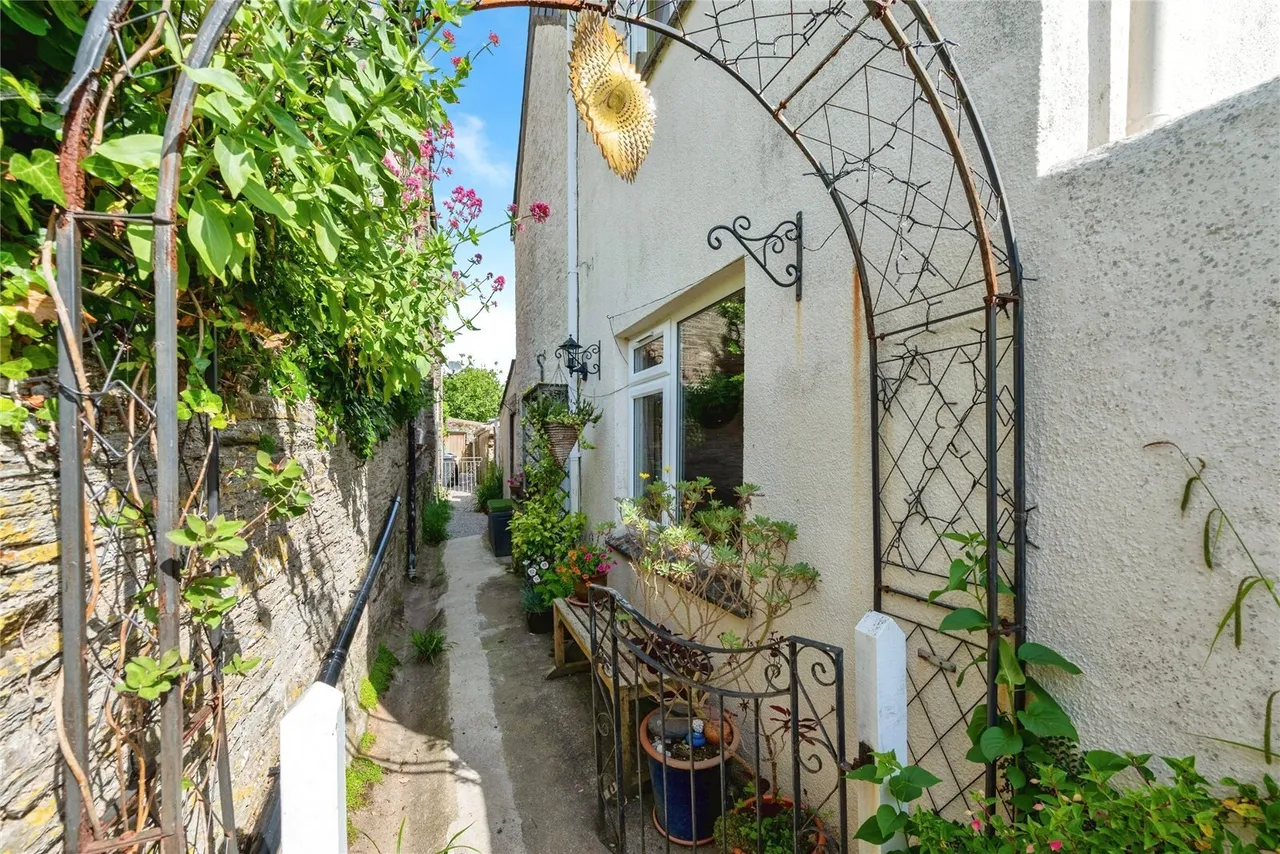 3 bed house for sale, Whiterock Road, Wadebridge, PL27