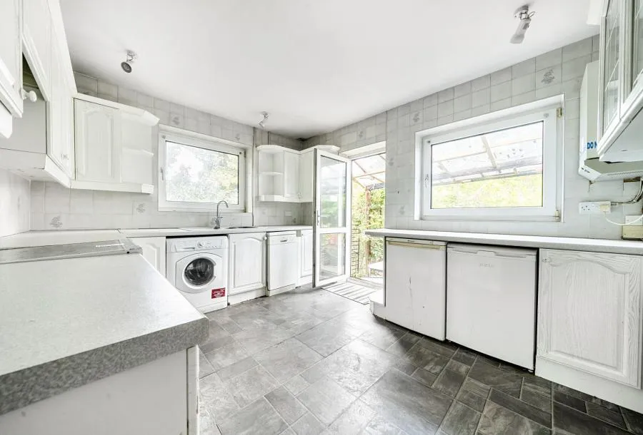 Lodge Close, Orpington, BR6, photo 18