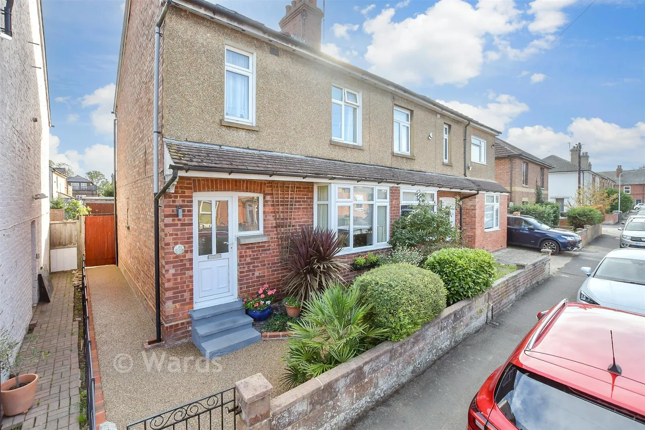 4 bed house for sale, Norton Road, Tunbridge Wells, TN4