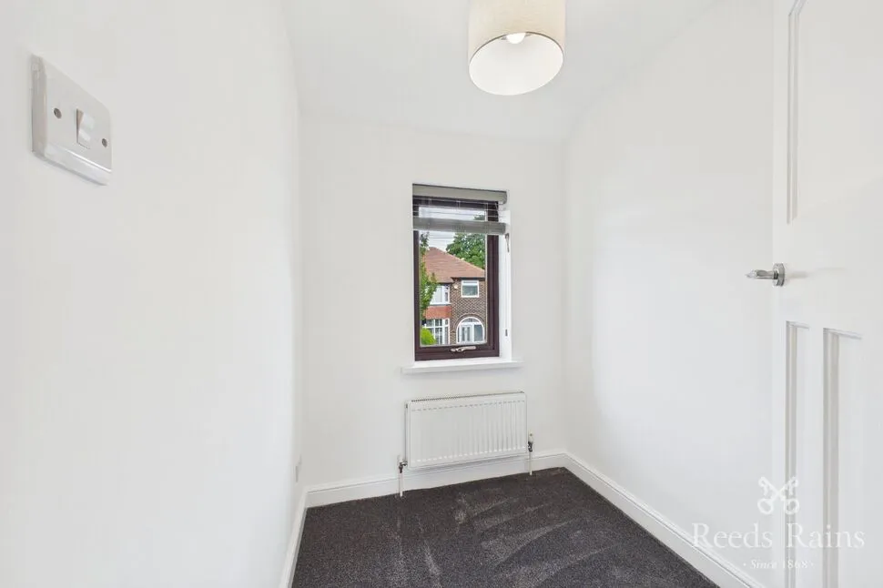 Claremont Road, Great Moor, Cheshire, SK2, photo 9