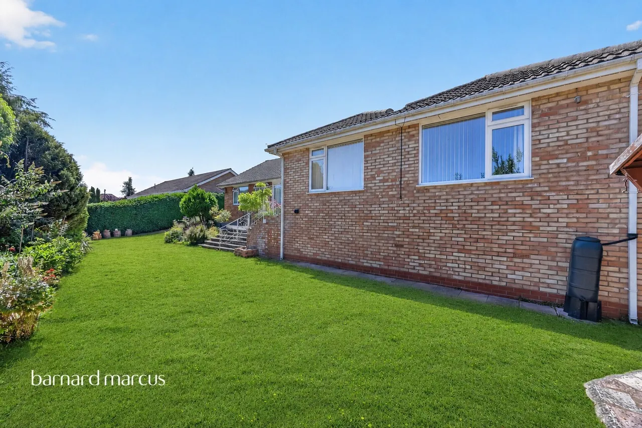 Field End, Coulsdon, CR5, photo 19
