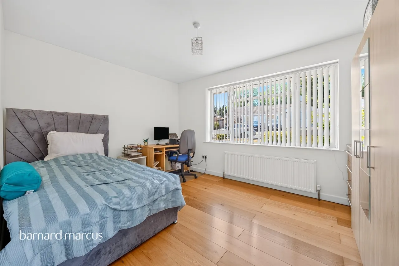 Field End, Coulsdon, CR5, photo 21