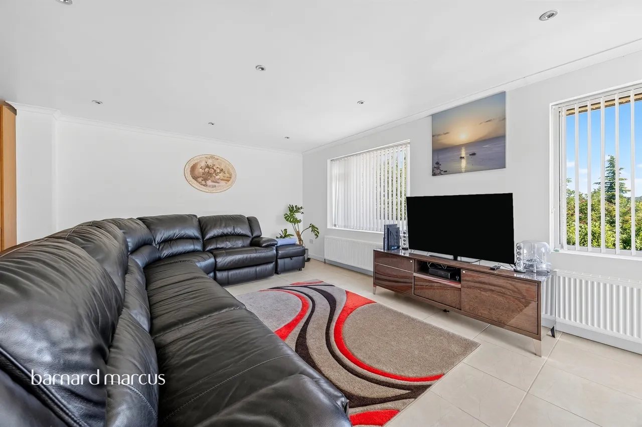 Field End, Coulsdon, CR5, photo 7