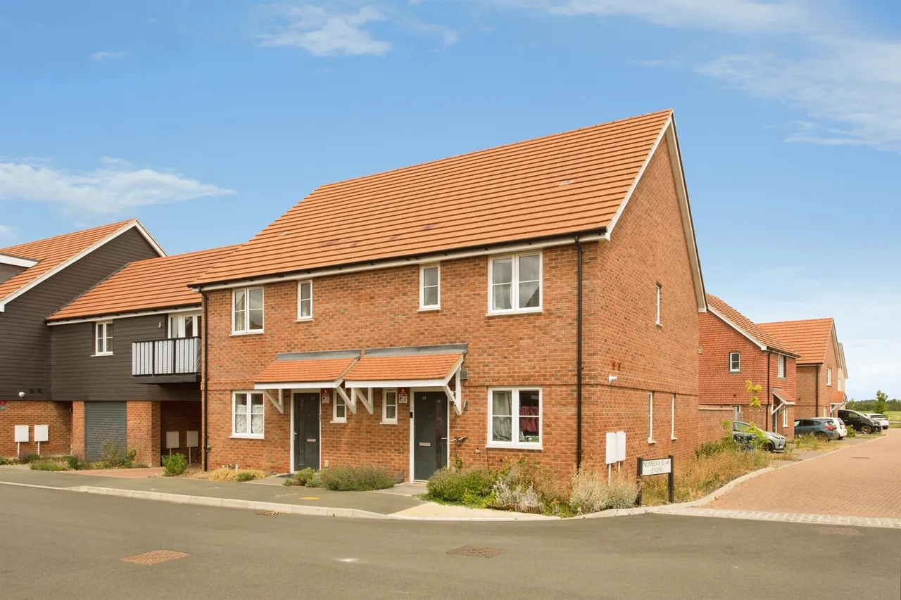 3 bed house for sale, Bennett Way, Cambridge, CB22