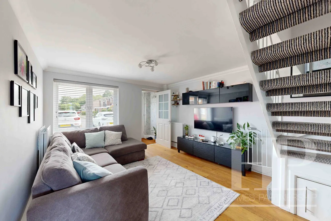 Tanyard Way, Horley, RH6, photo 2