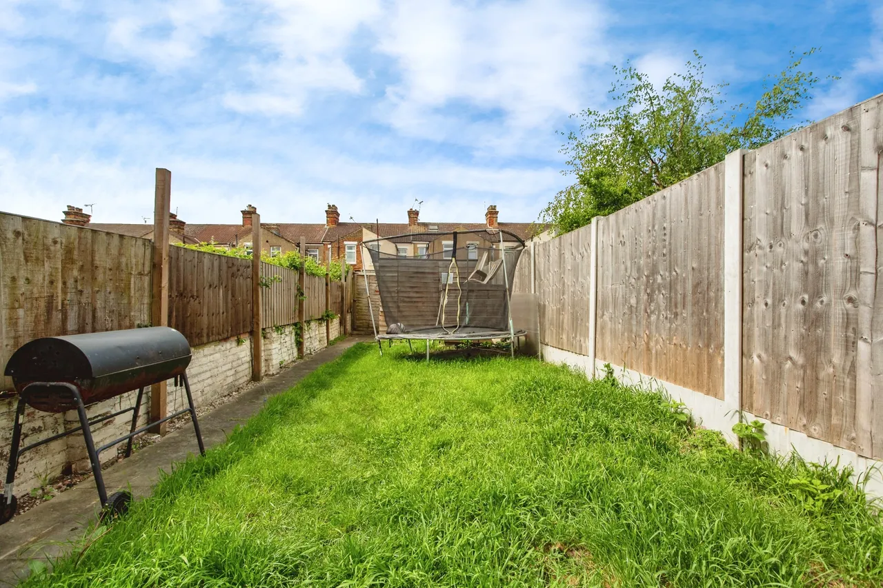 Belmont Road, Grays, RM17, photo 15