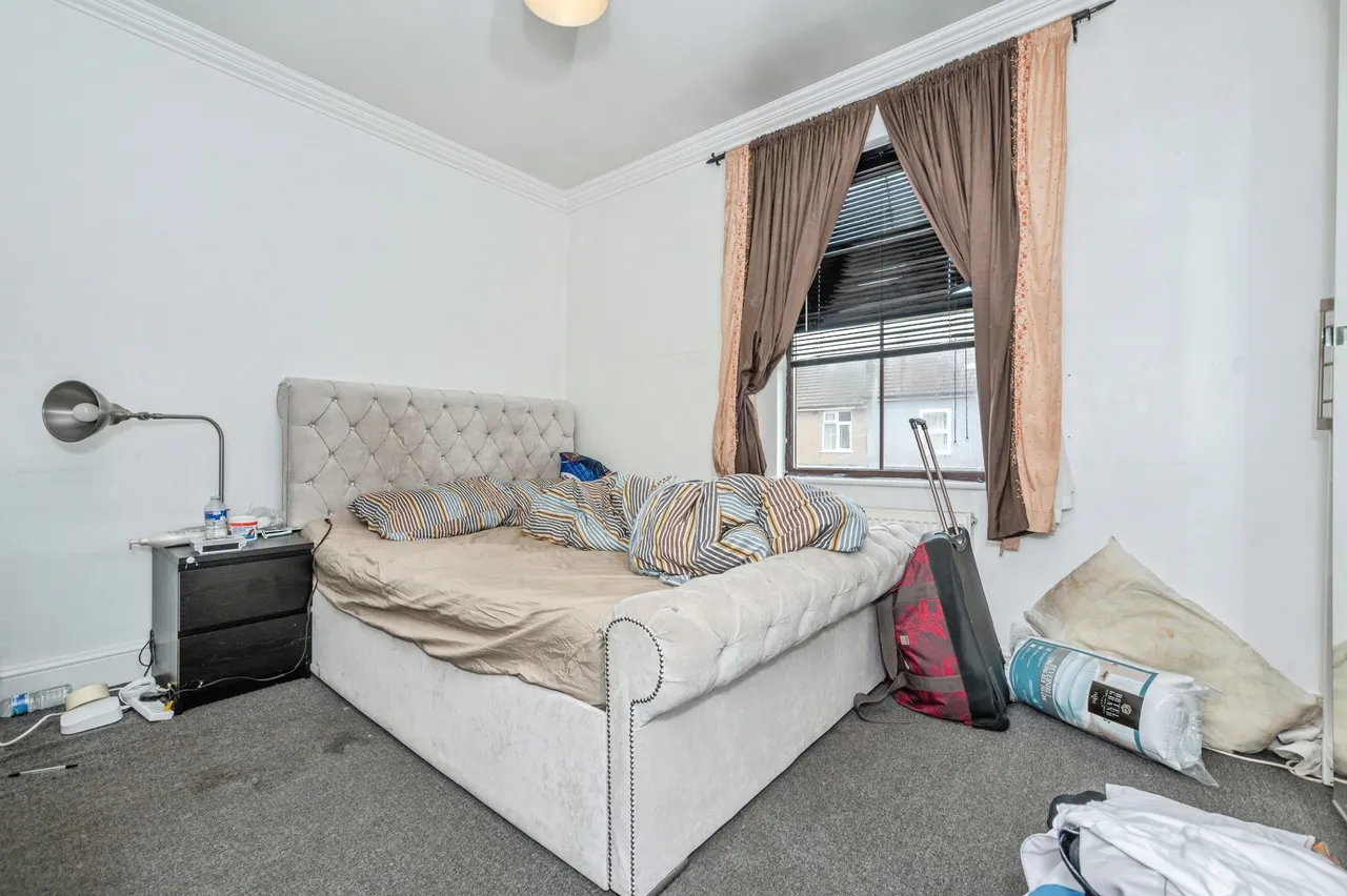 Belmont Road, Grays, RM17, photo 9