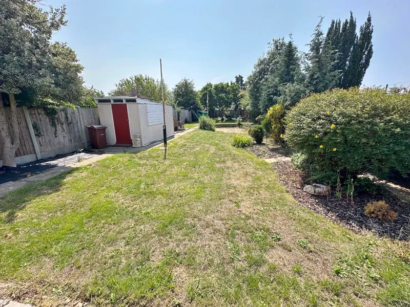 Tennyson Avenue, Grays, RM17, photo 10