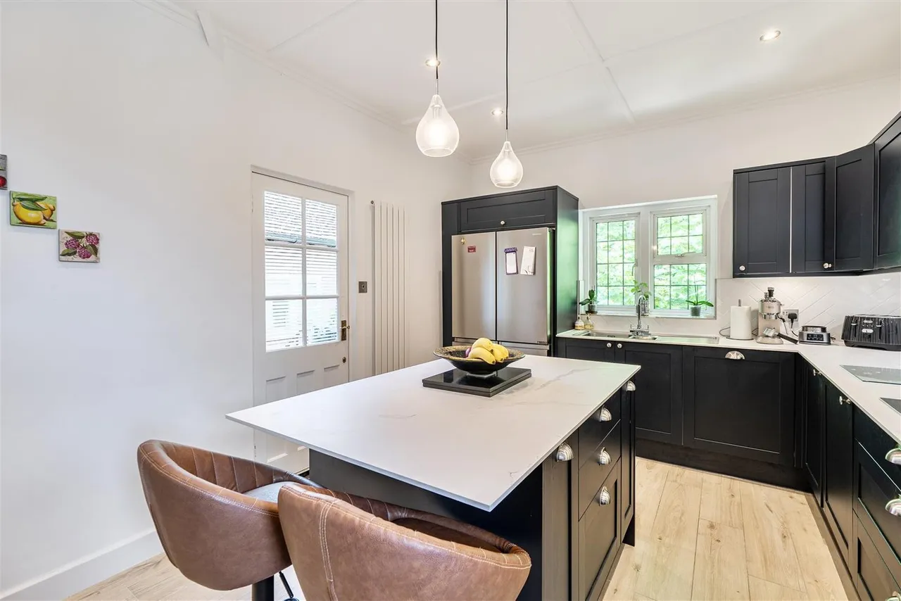 Winkworth Place, Banstead, SM7, photo 11