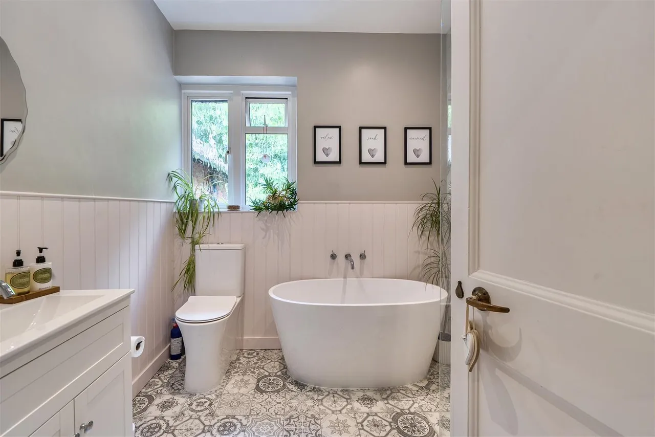 Winkworth Place, Banstead, SM7, photo 18
