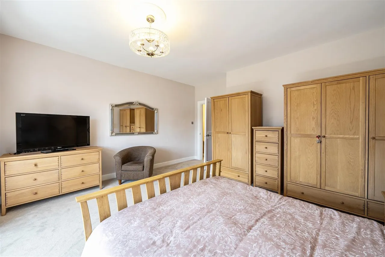Winkworth Place, Banstead, SM7, photo 12