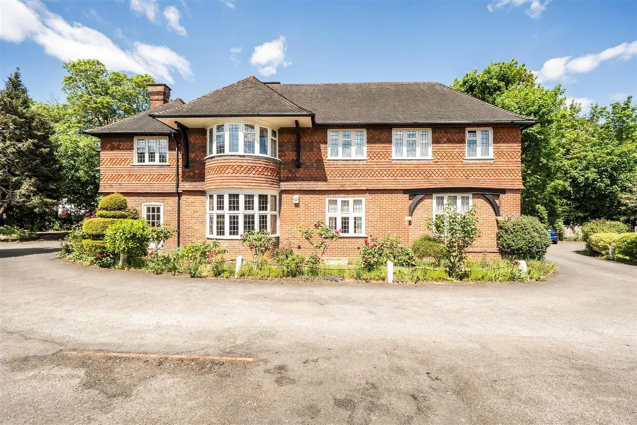 Winkworth Place, Banstead, SM7, photo 25