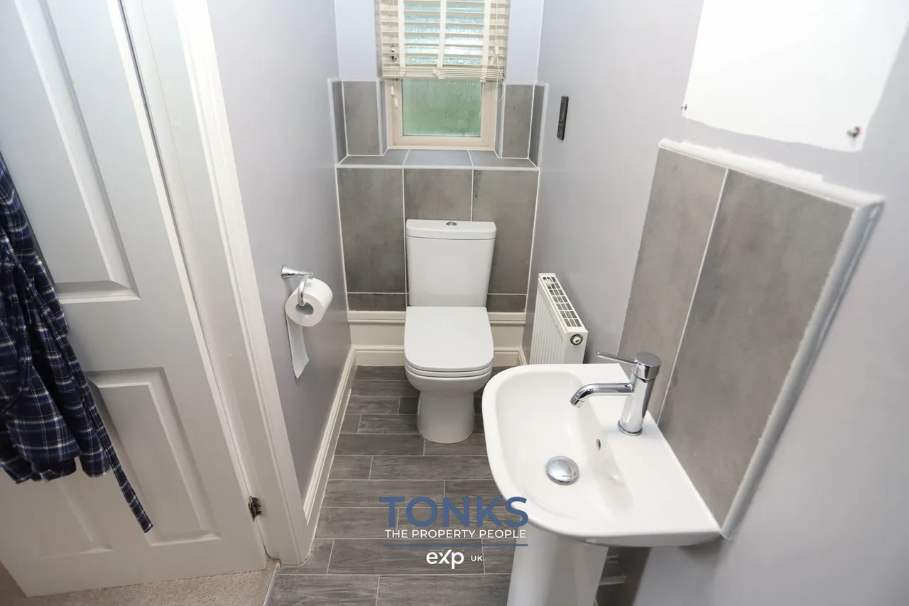 Old Hawne Lane, Halesowen, B63, photo 16