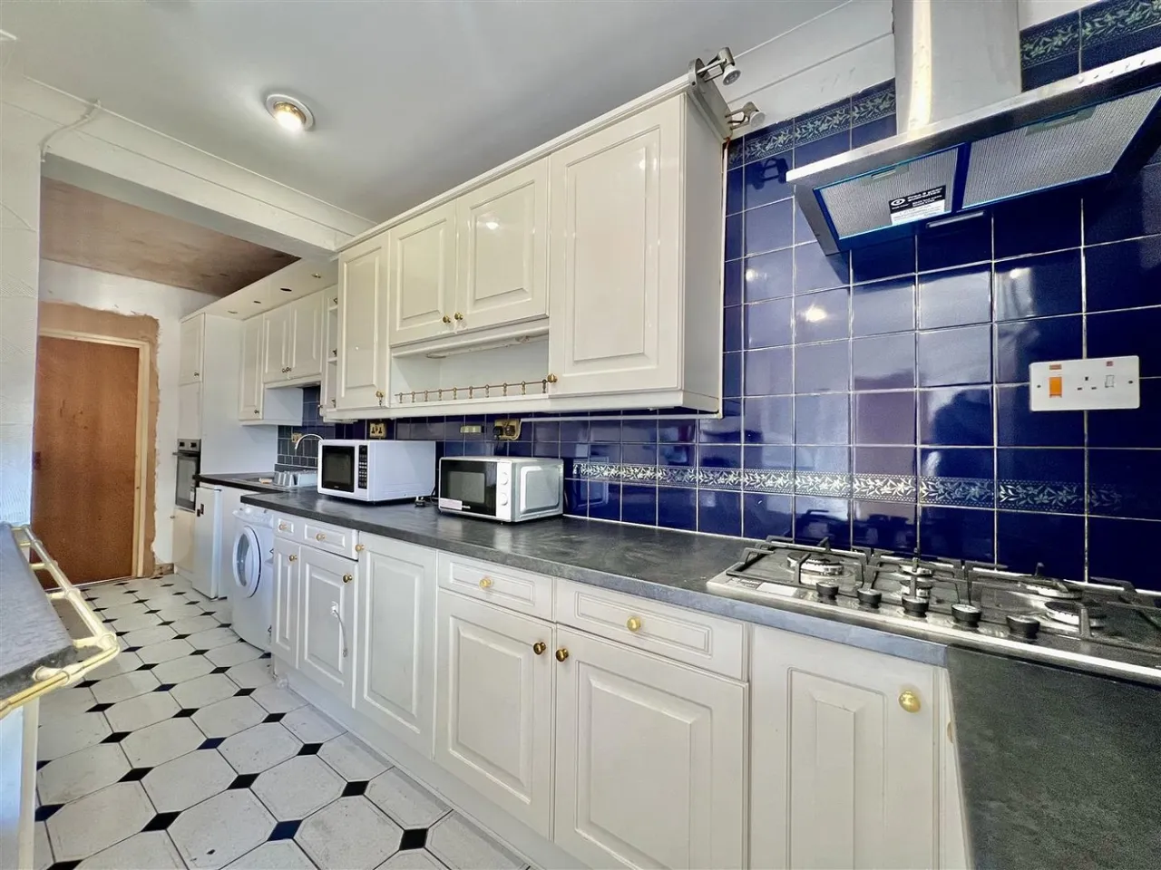 End Terrace, Hounslow, TW4, photo 4