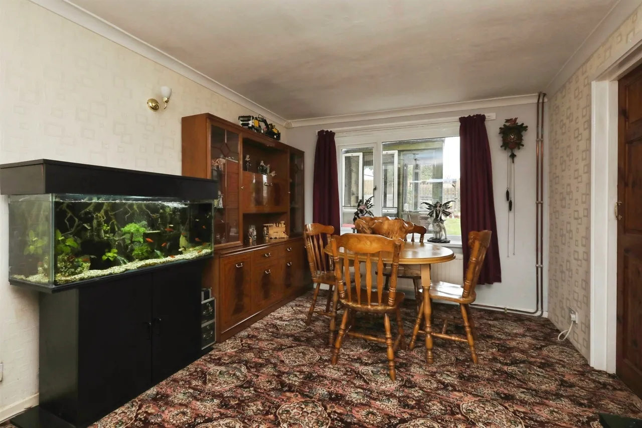 Long Lane, Carlton-In-Lindrick, S81, photo 7