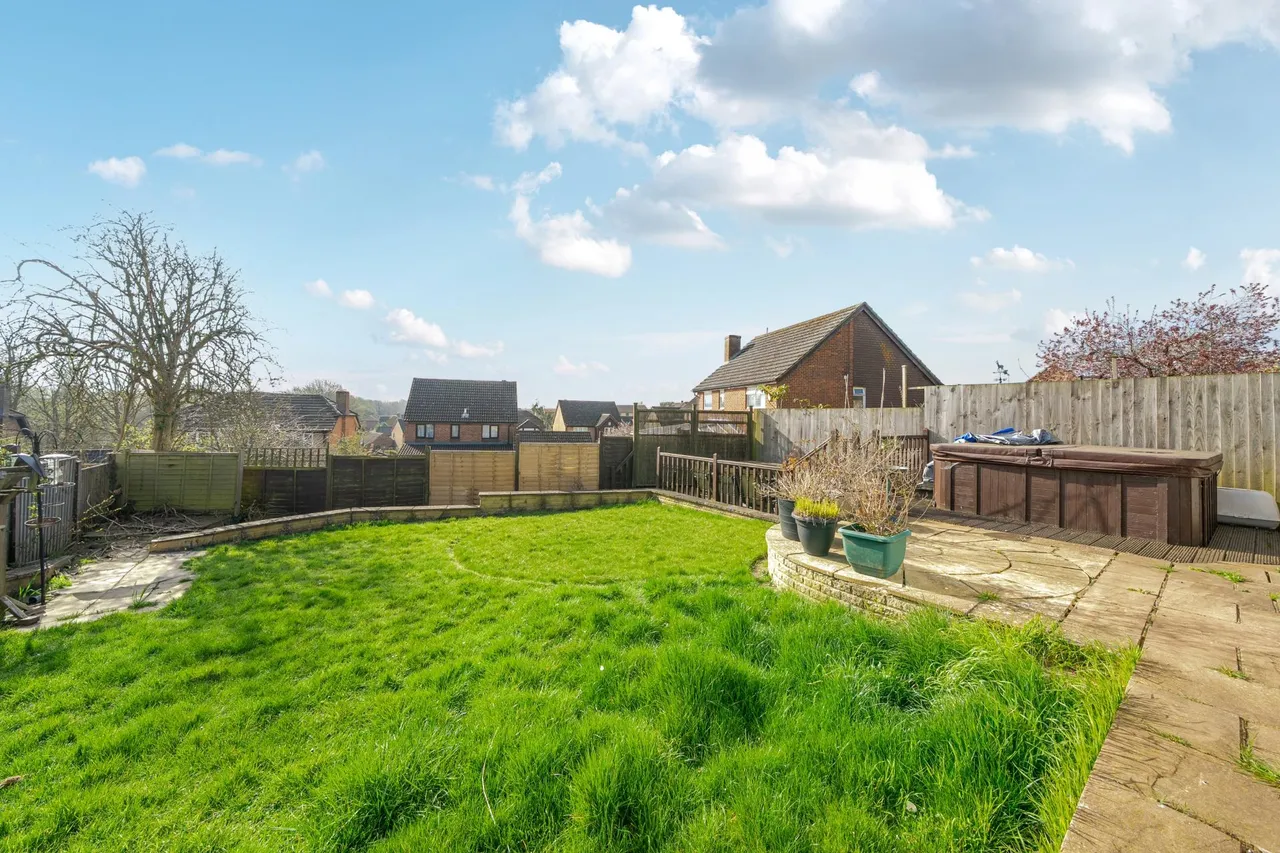 Daimler Close, Rectory Farm, NN3, photo 12