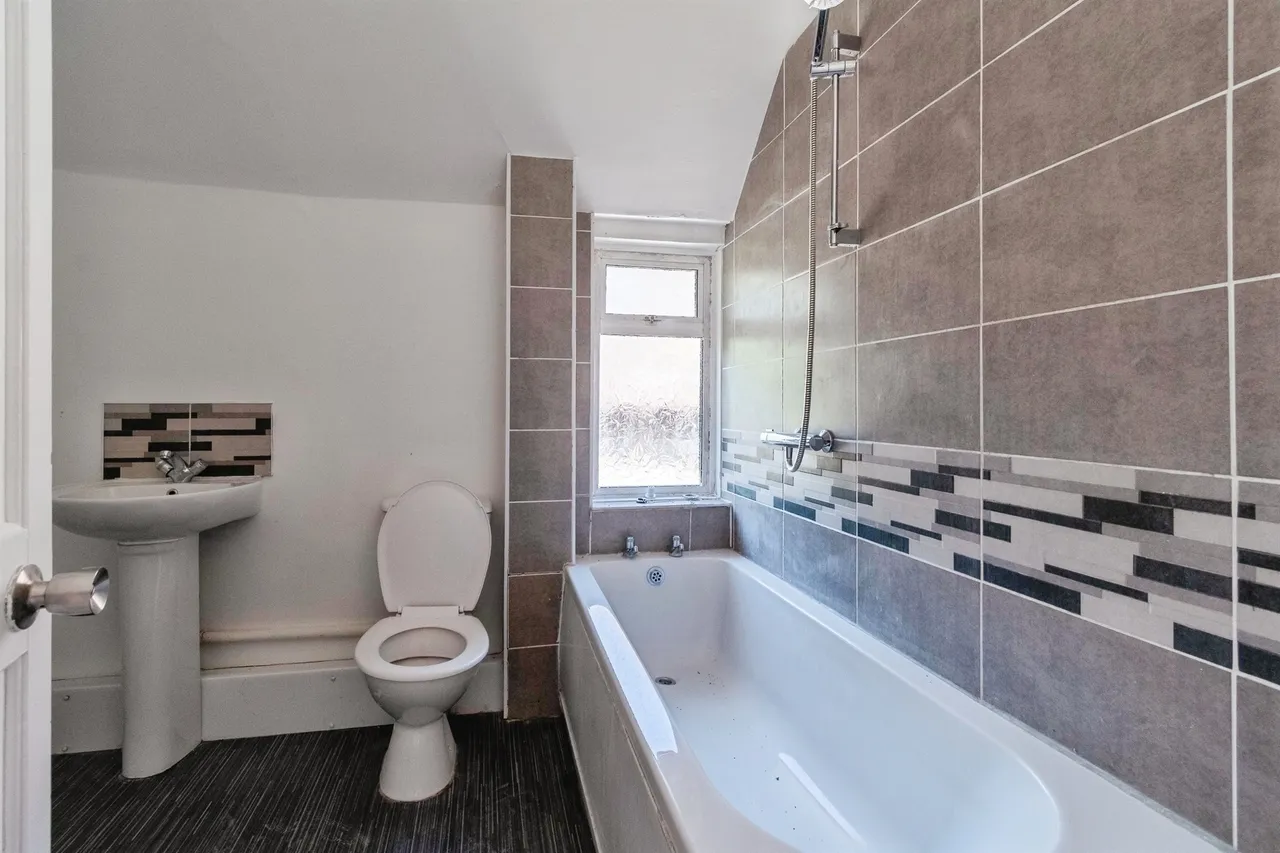 Potley Lane, Corsham, SN13, photo 14