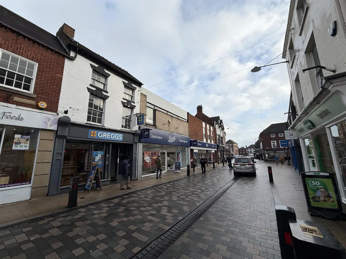 High Street, Uttoxeter, ST14, photo 9