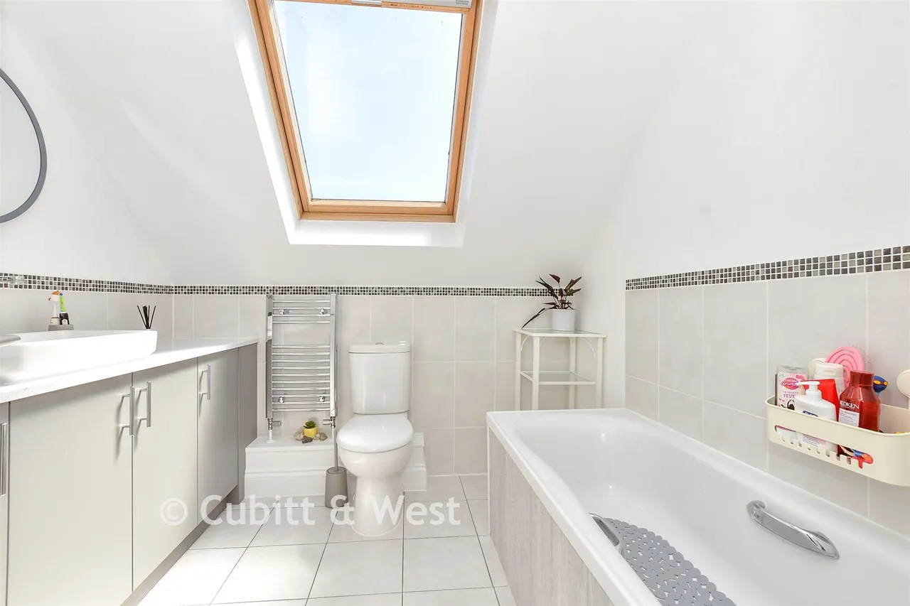 Hambledon Road, Waterlooville, PO7, photo 12