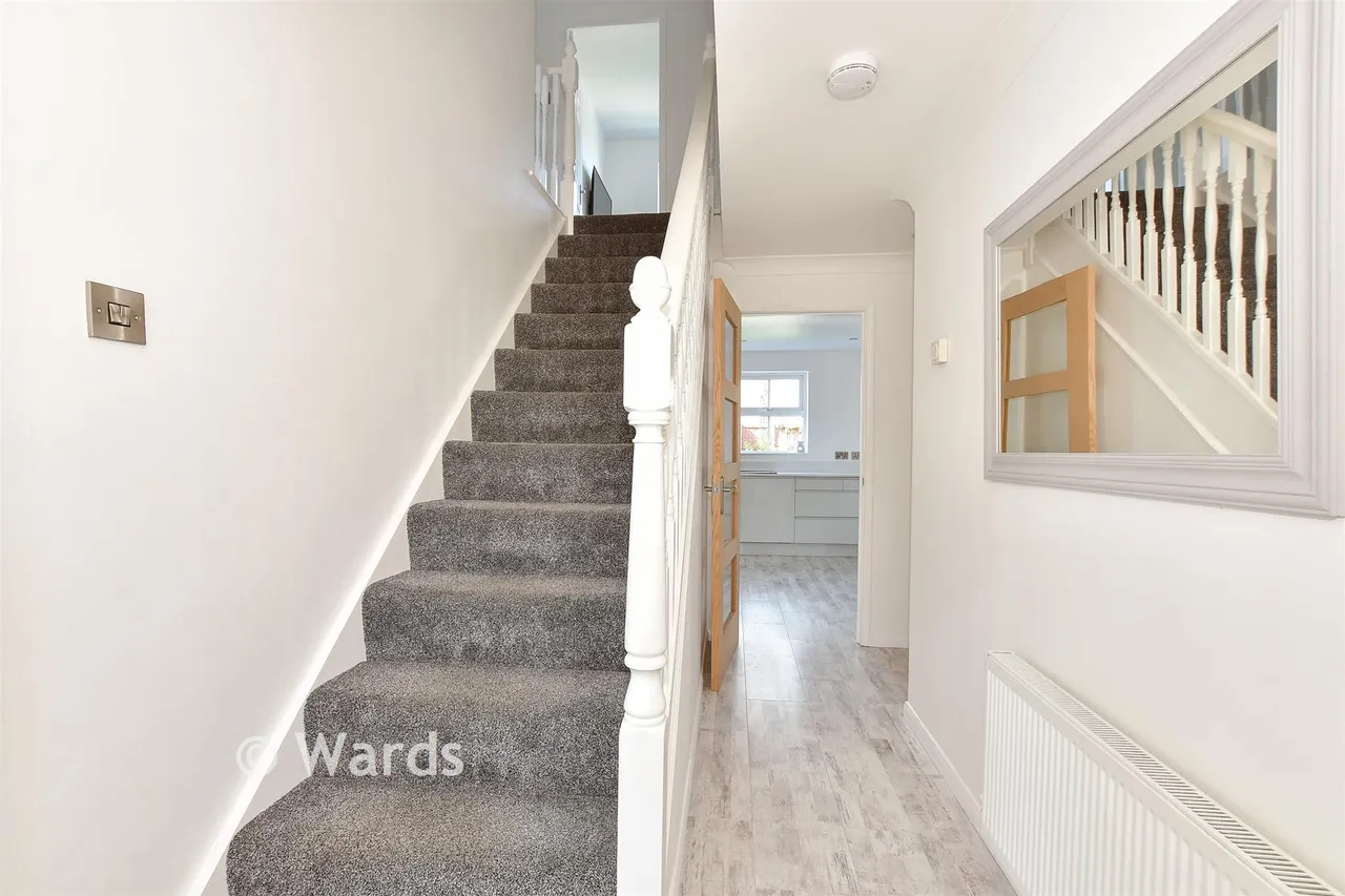 Cliffside Drive, Broadstairs, CT10, photo 2