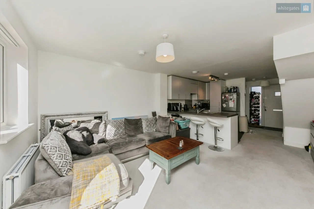 Thomas Aston Place, Henhull, CW5, photo 3