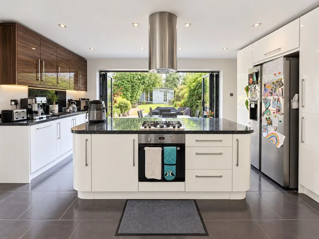 Springfield Crescent, Sutton Coldfield, B76, photo 2