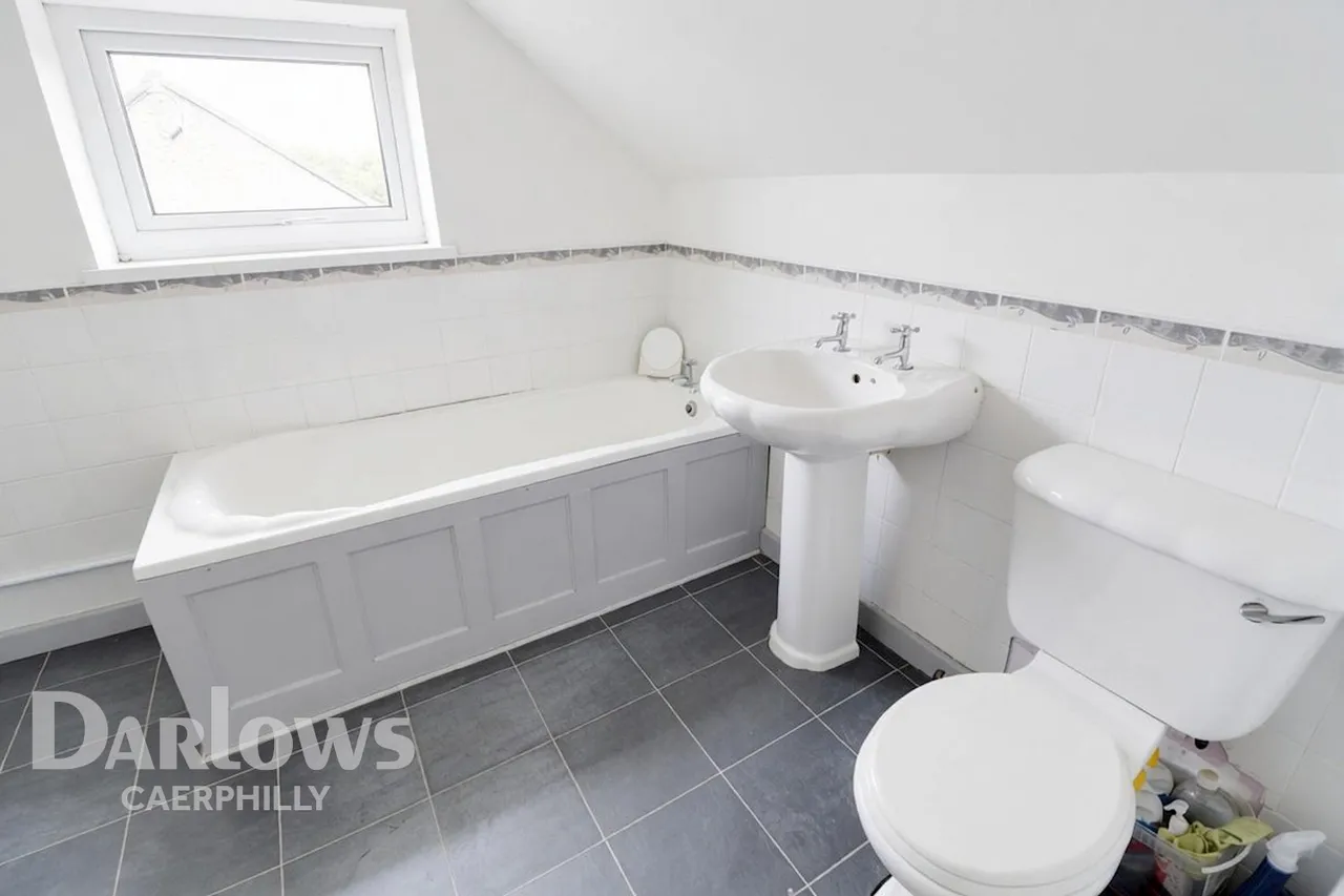 Ashgrove Terrace, Treharris, photo 18