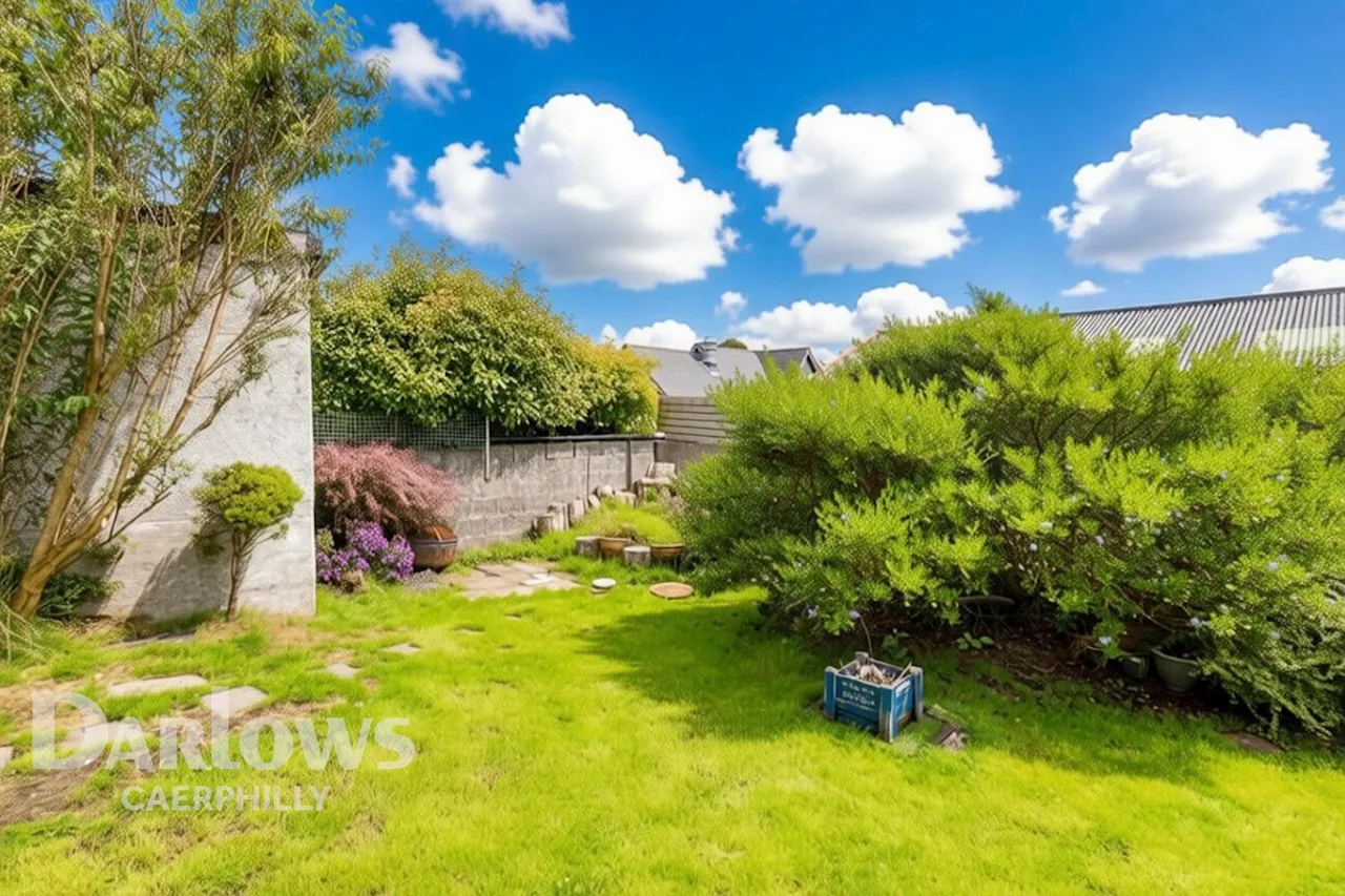 Ashgrove Terrace, Treharris, photo 21
