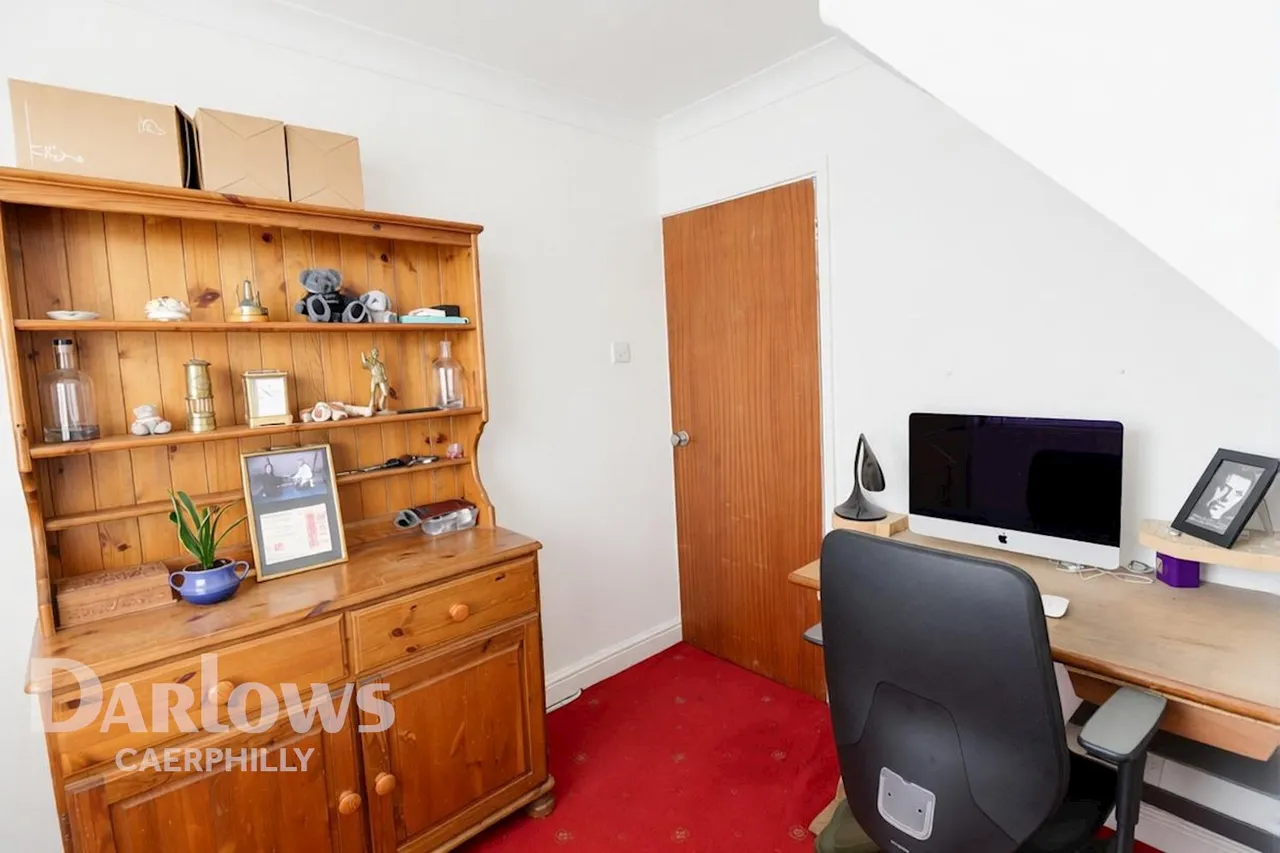 Ashgrove Terrace, Treharris, photo 15