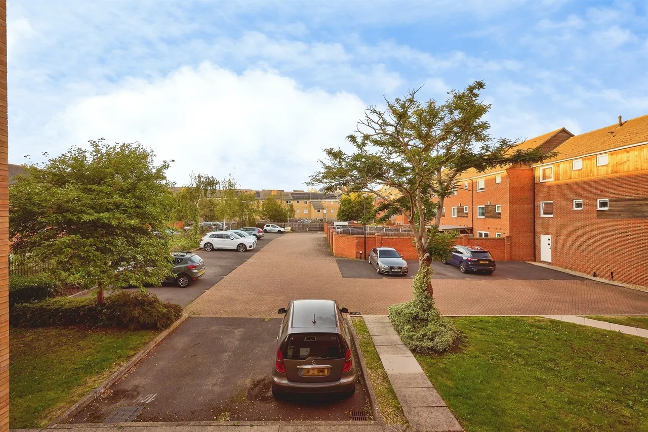 Clayburn Road, Peterborough, PE7, photo 15