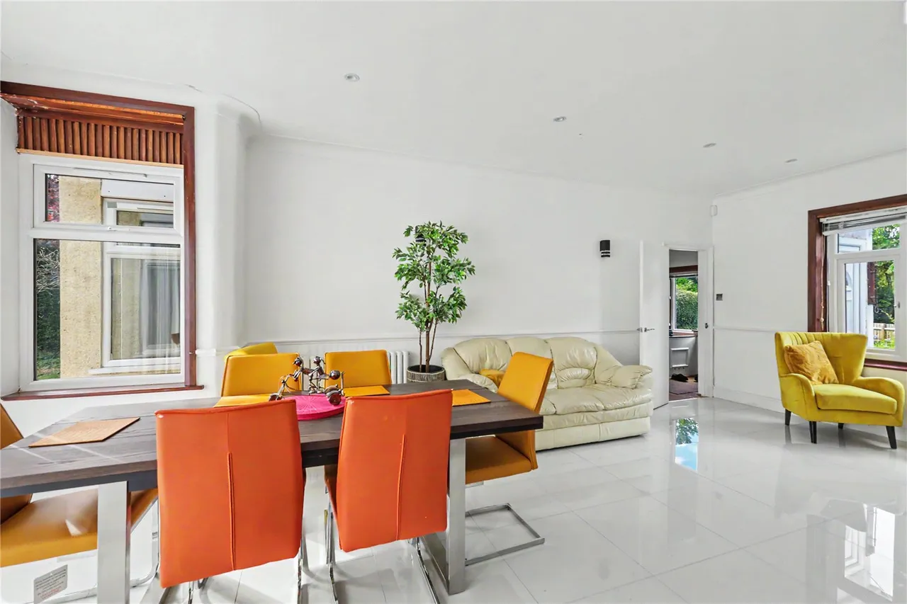 Clay Hill, Enfield, EN2 9AA, photo 6