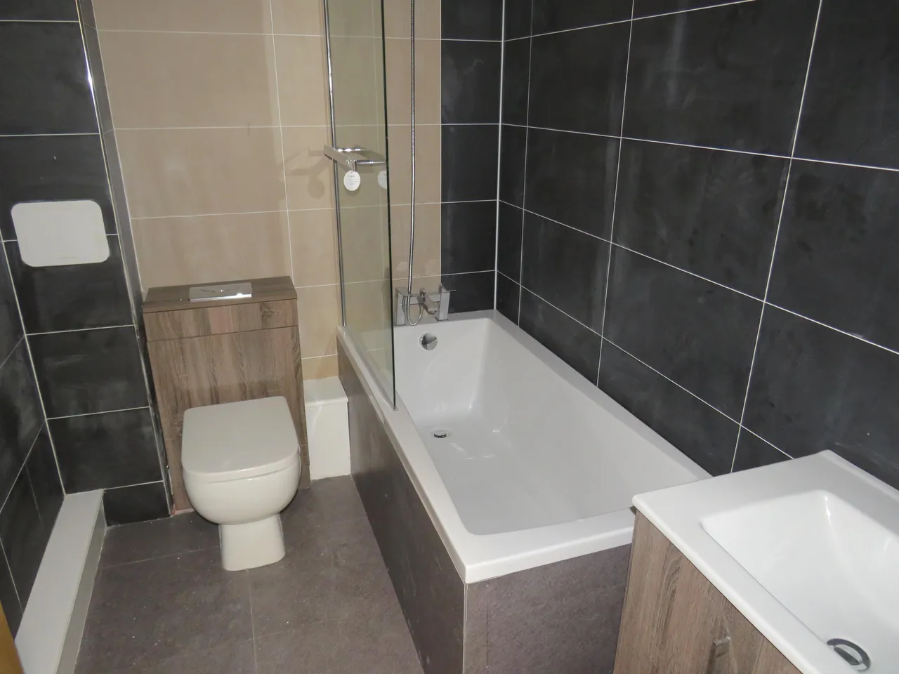 205 Clent View House ,Goodrich Mews, Gorna DY3 2AHl, photo 6