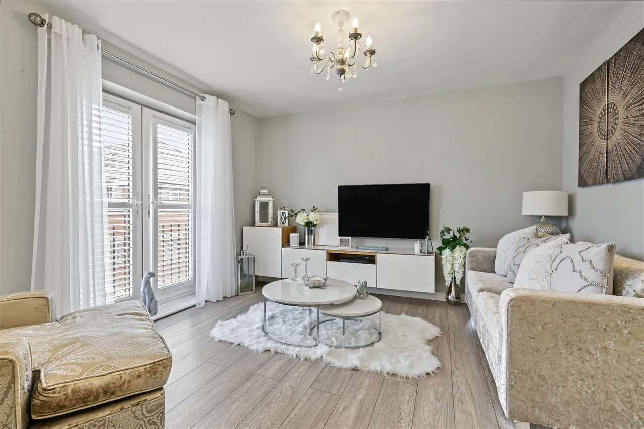 2 bed flat for sale, Hickling Close, Long Eaton, NG10