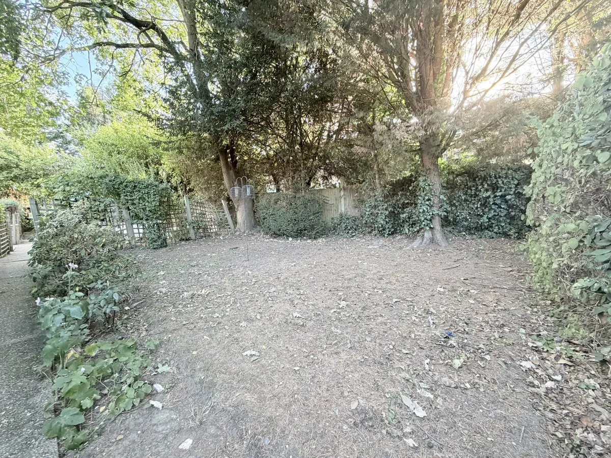 Kerry Court, Stanmore, HA7, photo 11