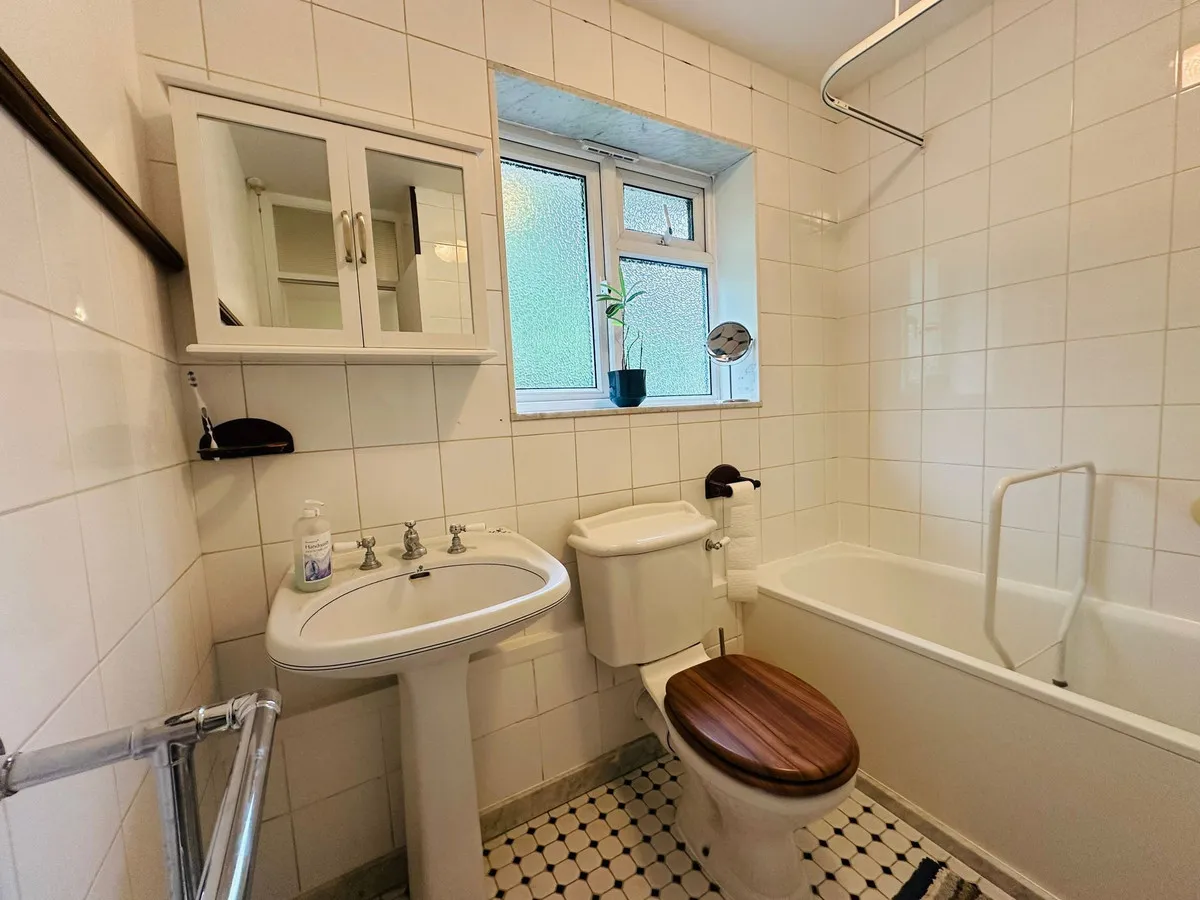 Kerry Court, Stanmore, HA7, photo 7