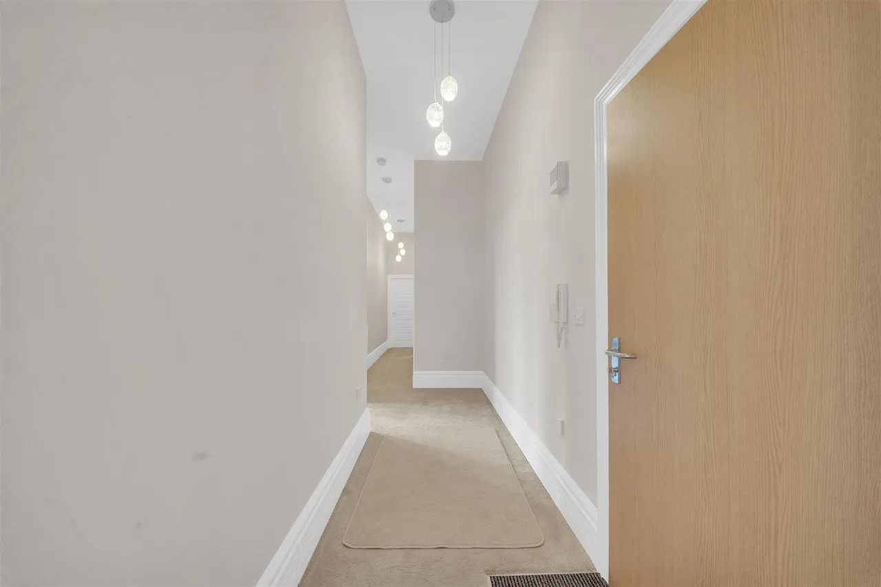 Norwood Drive, Menston, Ilkley, LS29 6GE, photo 11